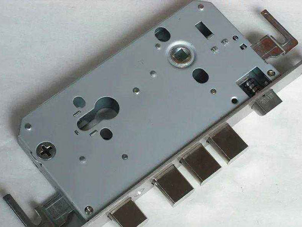 七星24小时上门开锁公司